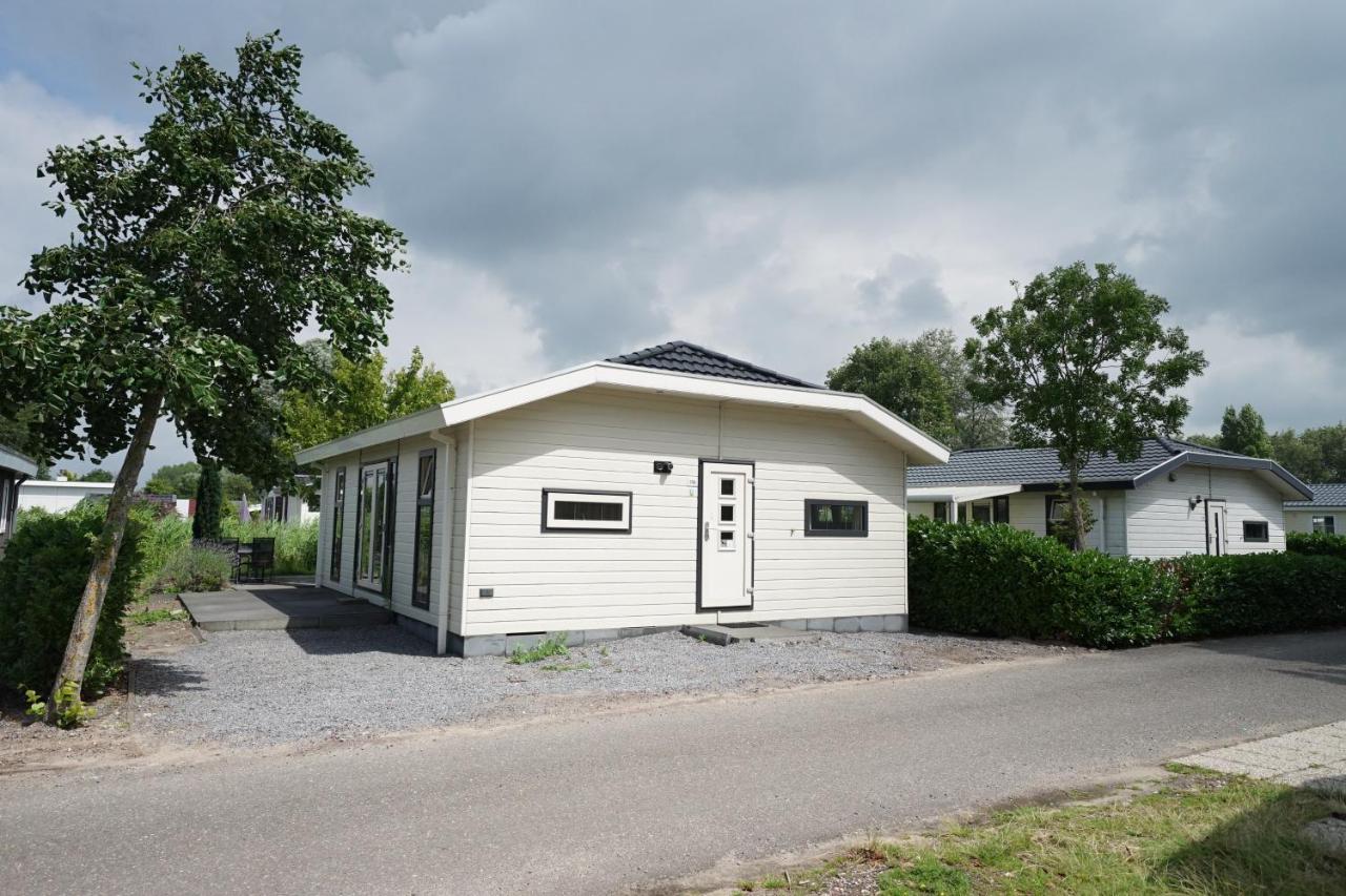Europarcs De Biesbosch Hotel Willemsdorp ห้อง รูปภาพ
