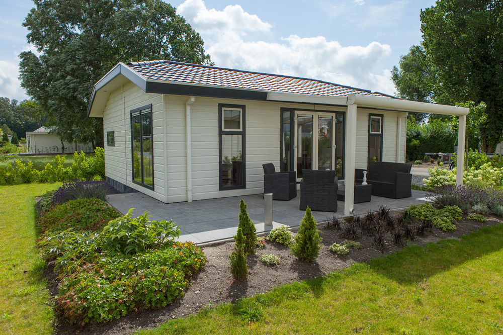 Europarcs De Biesbosch Hotel Willemsdorp ภายนอก รูปภาพ
