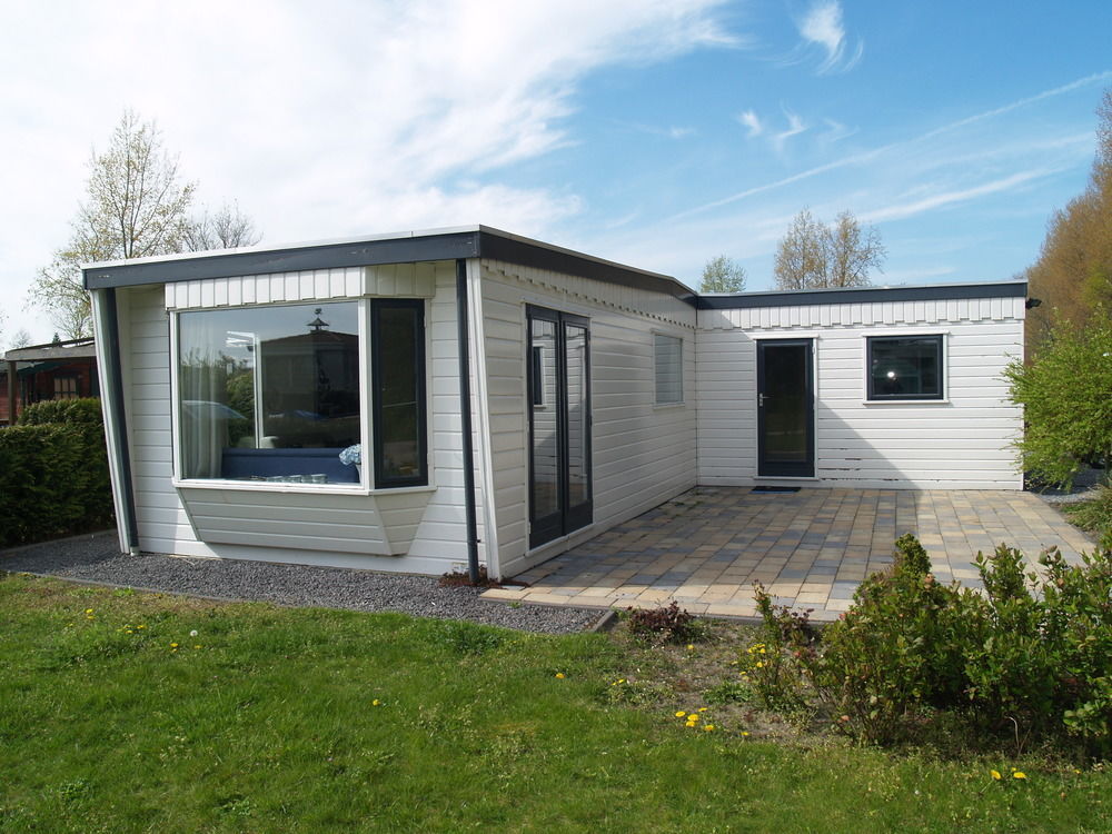 Europarcs De Biesbosch Hotel Willemsdorp ภายนอก รูปภาพ